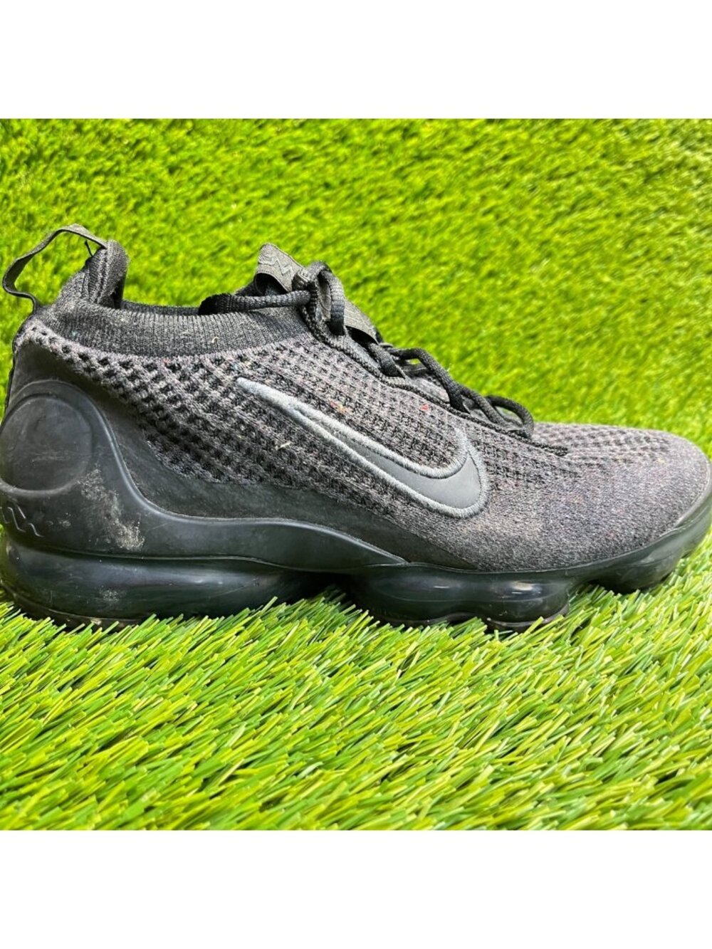 Nike Air VaporMax 2021 Flyknit Boys Size 5.5Y All Black‎ Running Shoes Sneakers